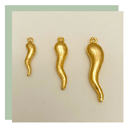 Gold Italian horn necklace pendants in three sizes